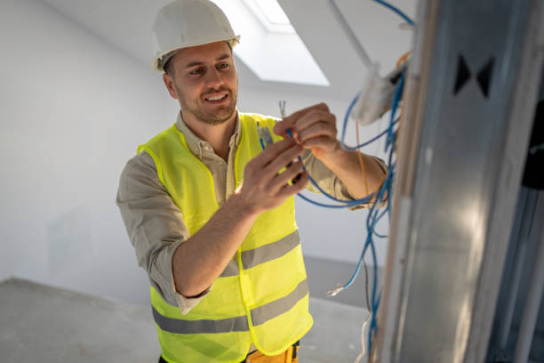 Best Electrical Outlet Repair  in Lakeview, OR